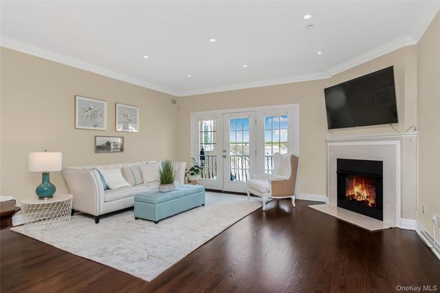 80 Old Boston Post Road 2, New Rochelle, NY 10801