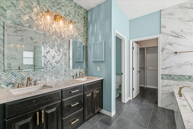 352 OLD ALEMANY PLACE, Oviedo, FL 32765