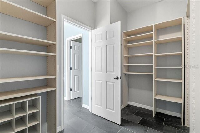 352 OLD ALEMANY PLACE, Oviedo, FL 32765