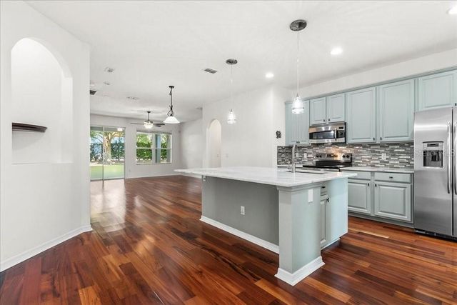 352 OLD ALEMANY PLACE, Oviedo, FL 32765