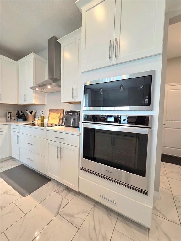 Image 13 of property listing at 13521 PALMERA VISTA DRIVE, Riverview, FL 33579