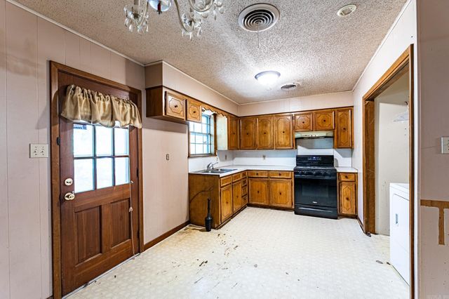 5116 & 5120 Crystal Hill Road, North Little Rock, AR 72118