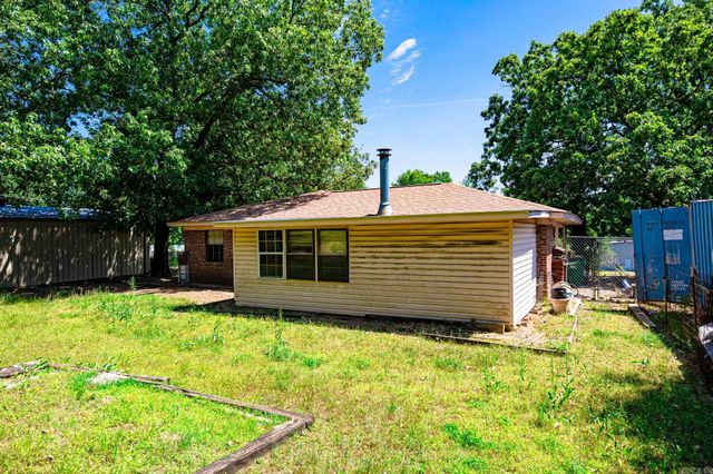5116 & 5120 Crystal Hill Road, North Little Rock, AR 72118