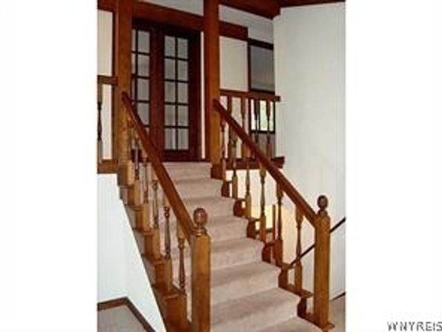 180 Paradise Road, Amherst, NY 14051