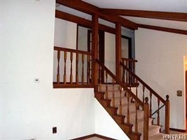 180 Paradise Road, Amherst, NY 14051