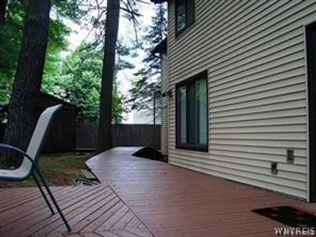 180 Paradise Road, Amherst, NY 14051