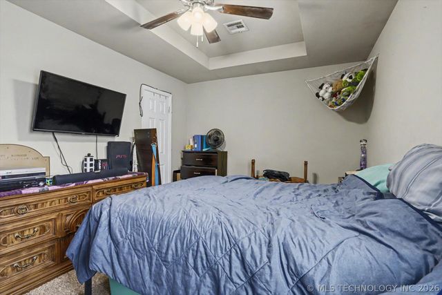 8670 S 261st East Avenue, Broken Arrow, OK 74014