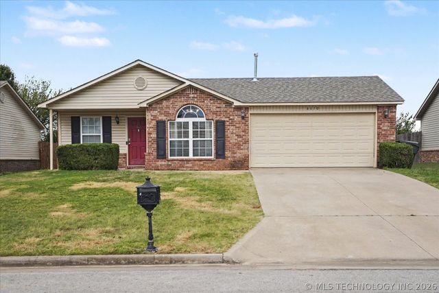 8670 S 261st East Avenue, Broken Arrow, OK 74014