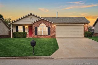 8670 S 261st East Avenue, Broken Arrow, OK 74014
