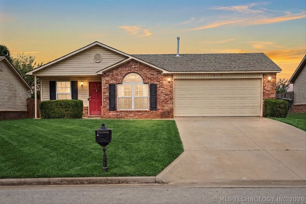 8670 S 261st East Avenue, Broken Arrow, OK 74014