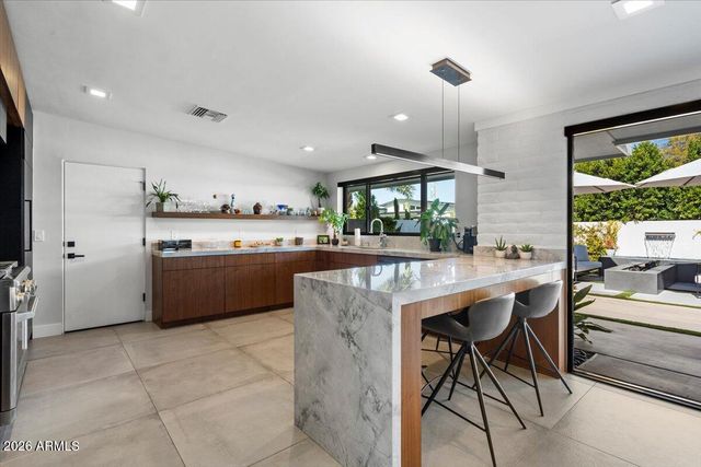 7023 E ORANGE BLOSSOM Lane, Paradise Valley, AZ 85253
