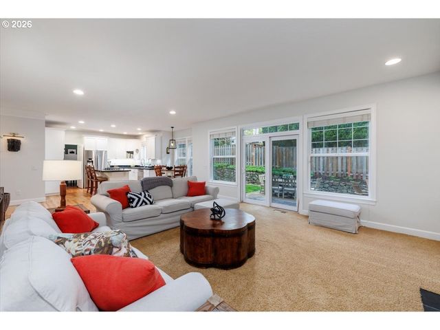 268 Nw 93RD Pl, Portland, OR 97229