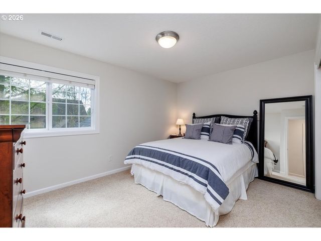 268 Nw 93RD Pl, Portland, OR 97229