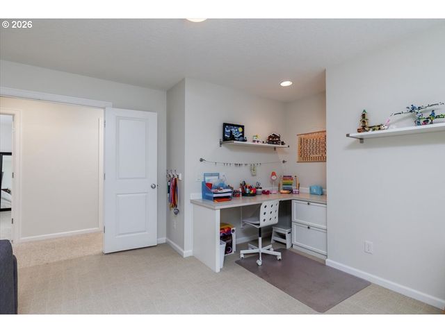 268 Nw 93RD Pl, Portland, OR 97229