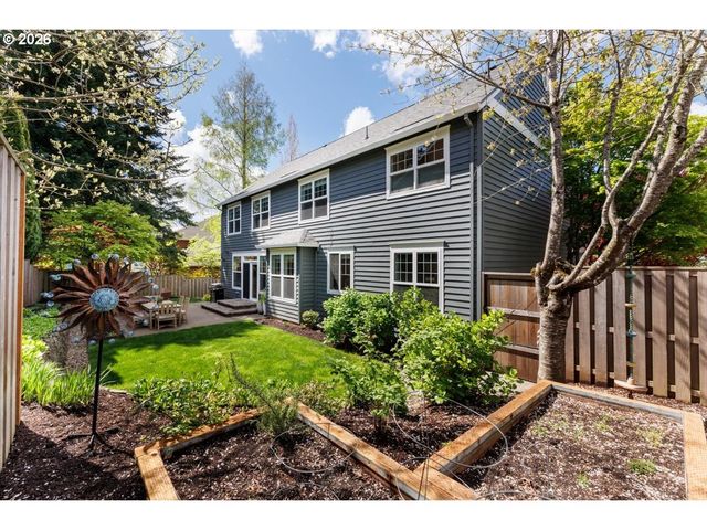 268 Nw 93RD Pl, Portland, OR 97229