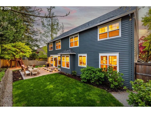 268 Nw 93RD Pl, Portland, OR 97229