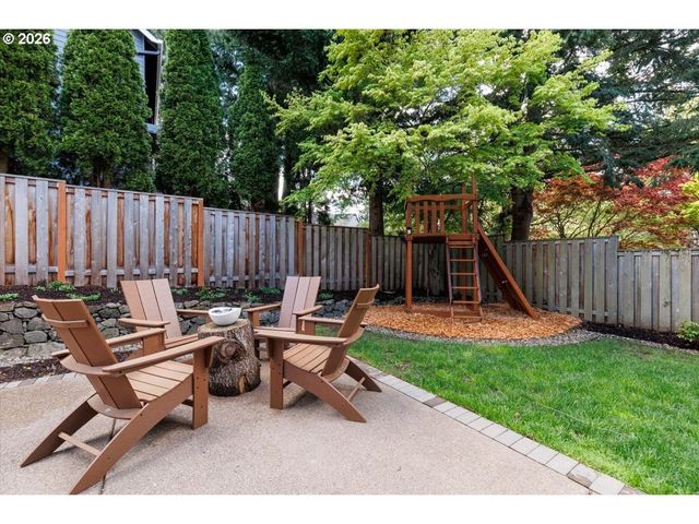 268 Nw 93RD Pl, Portland, OR 97229
