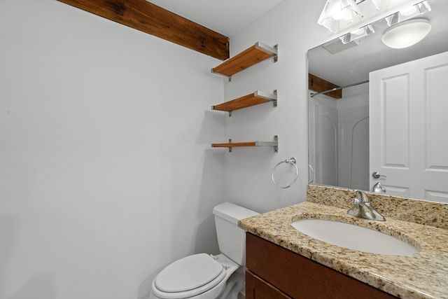 240 Jackson St 313, Lowell, MA 01852