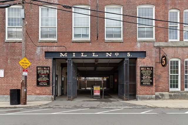 240 Jackson St 313, Lowell, MA 01852