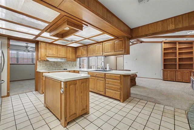 1507 NW 31st St, Lawton, OK 73505