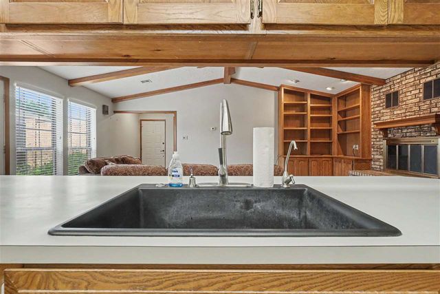 1507 NW 31st St, Lawton, OK 73505