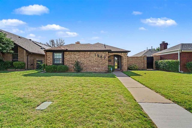 1507 NW 31st St, Lawton, OK 73505
