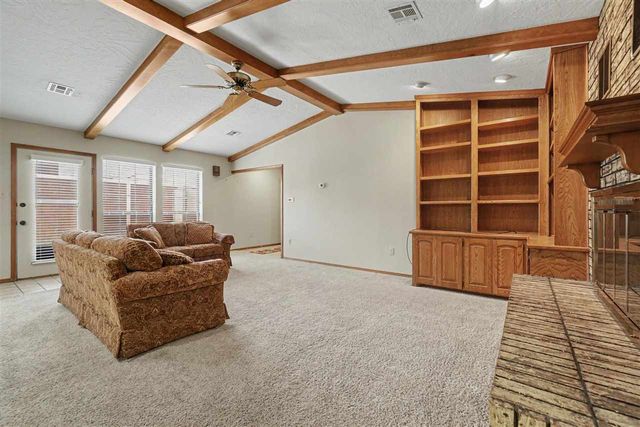 1507 NW 31st St, Lawton, OK 73505