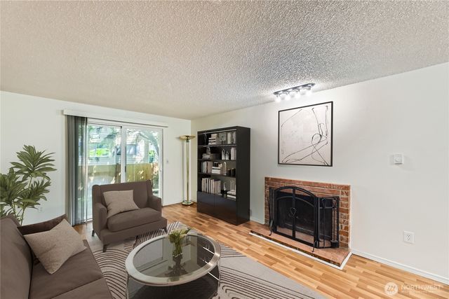 921 130th Street SW #E102, Everett, WA 98204
