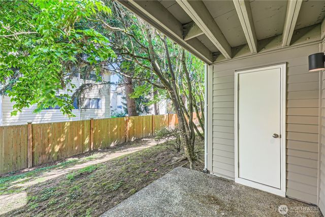 921 130th Street SW #E102, Everett, WA 98204