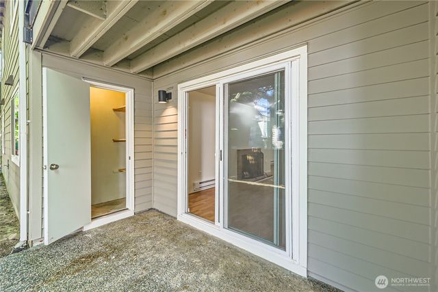 921 130th Street SW #E102, Everett, WA 98204