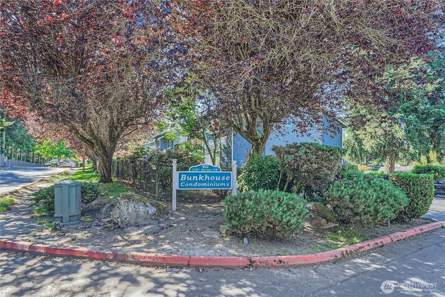 921 130th Street SW #E102, Everett, WA 98204