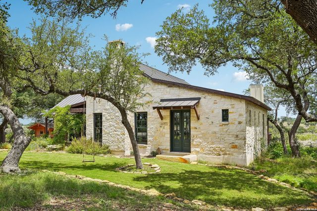 162 Flowering Sage Lane, Fredericksburg, TX 78624