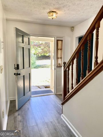 921 Appian Way, Lawrenceville, GA 30046