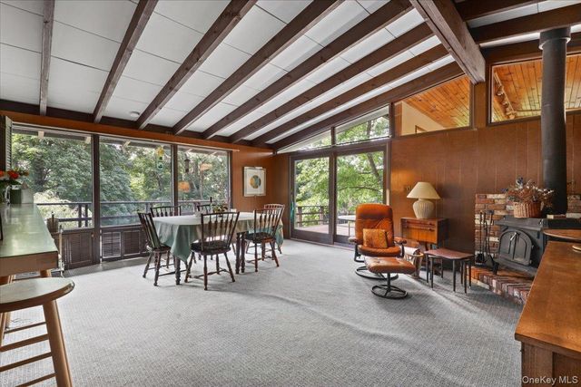 131 Deertrack Lane, Irvington, NY 10533