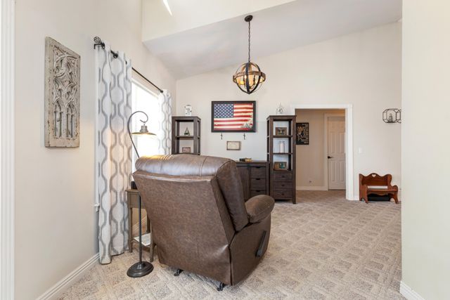 24820 S 638 Road, Grove, OK 74344