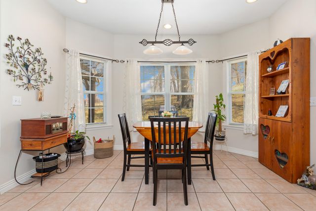 24820 S 638 Road, Grove, OK 74344