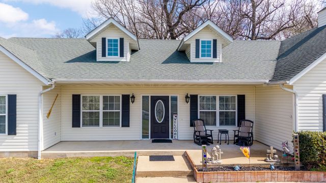 24820 S 638 Road, Grove, OK 74344