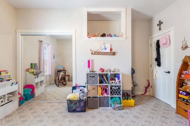 24820 S 638 Road, Grove, OK 74344