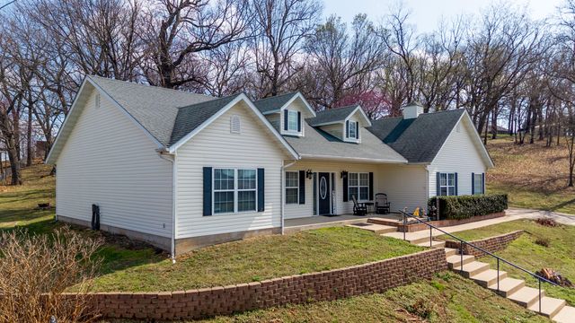 24820 S 638 Road, Grove, OK 74344