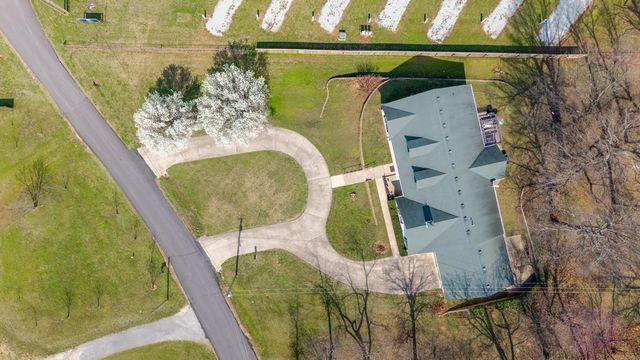 24820 S 638 Road, Grove, OK 74344