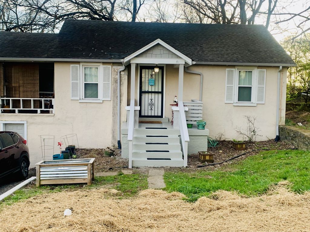 3211 Resha Ln, Nashville, TN 37218