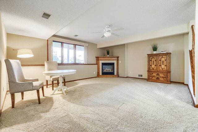 18100 Judicial Way N, Lakeville, MN 55044