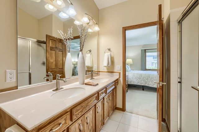 18100 Judicial Way N, Lakeville, MN 55044