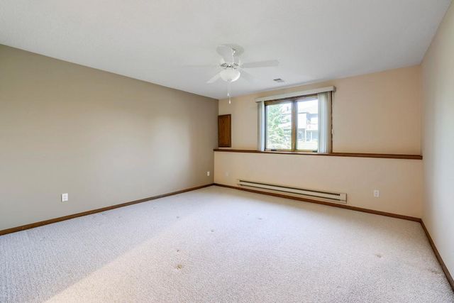 18100 Judicial Way N, Lakeville, MN 55044