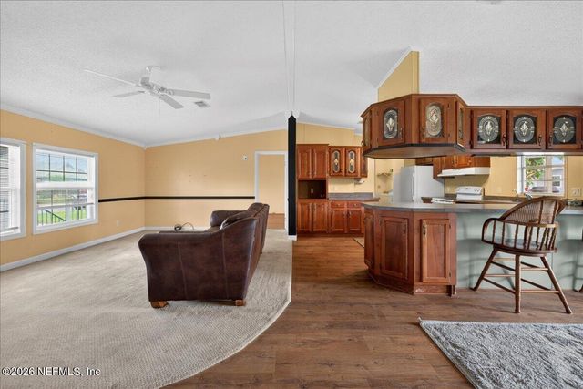 186 SPORTSMAN Drive, Welaka, FL 32193