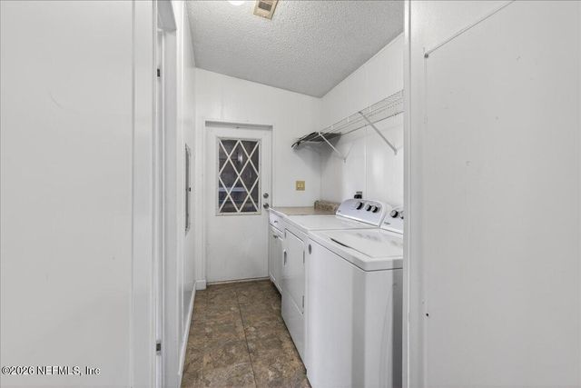 186 SPORTSMAN Drive, Welaka, FL 32193