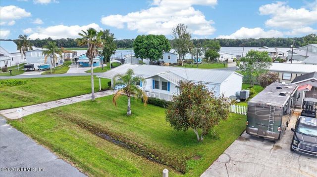 186 SPORTSMAN Drive, Welaka, FL 32193