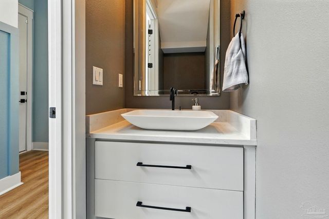 5610 Trout Ln, Pensacola, FL 32507