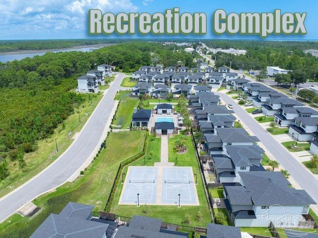 5610 Trout Ln, Pensacola, FL 32507