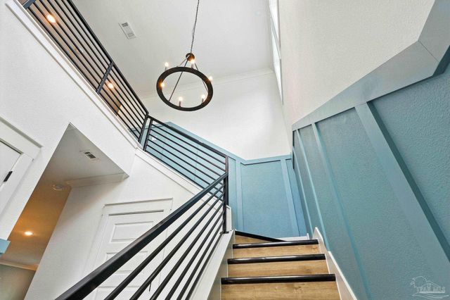 5610 Trout Ln, Pensacola, FL 32507